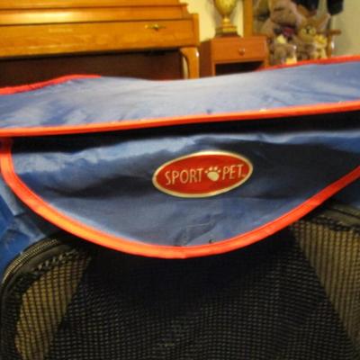 Nylon & mesh dog kennel