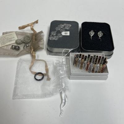 Misc Fashion Costume Jewelry Jot Earrings,, Pins, Bracelets