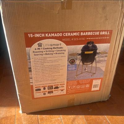 NIB 15” Kamado Ceramic Barbecue Grill (DR-MG)
