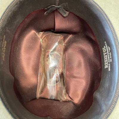 2 Resistol cowboy hats