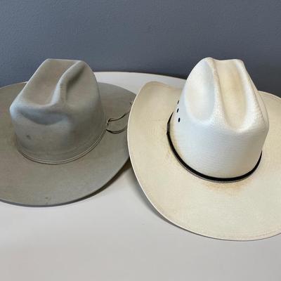 2 Resistol cowboy hats