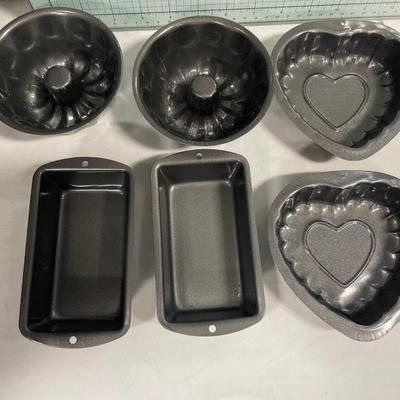 Mini cake pans