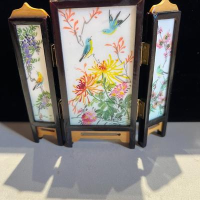 3 Panel Painted Doll House Screen
