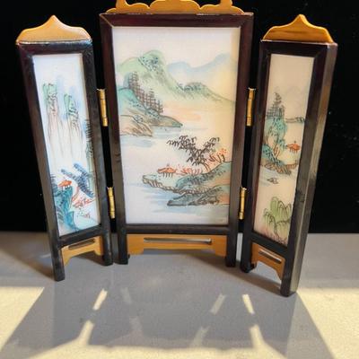 3 Panel Painted Doll House Screen