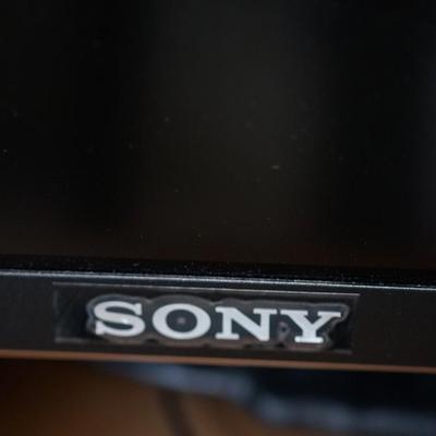 SONY BRAVIA 42" COLOR TV W/SAMSUNG BLUE RAY/ROKU