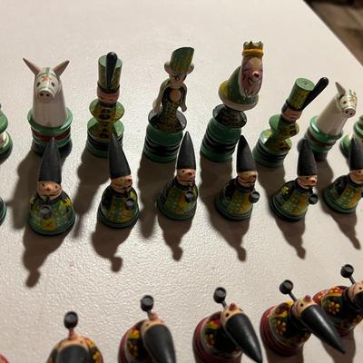 Vintage Erzegebridge Wood Chess Set