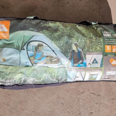 Unused and new 3 person dome tent
