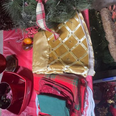 Coffee cups, misc. Christmas items