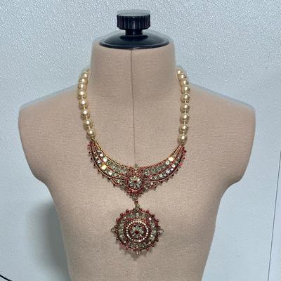 Heidi Daus Costume Jewelry Necklace W/Removable Pendant