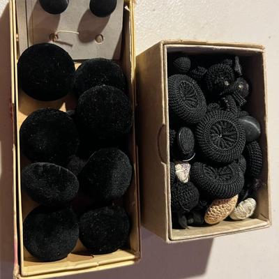 Cloth Buttons