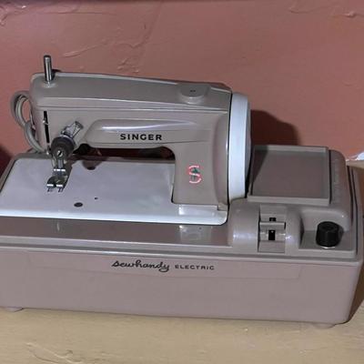Vintage Singer Sewhandy Electric