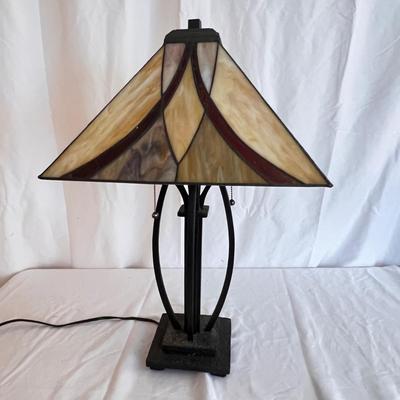 Classic Tiffany Style ‘Asheville’ Table Lamp (LR-RG)