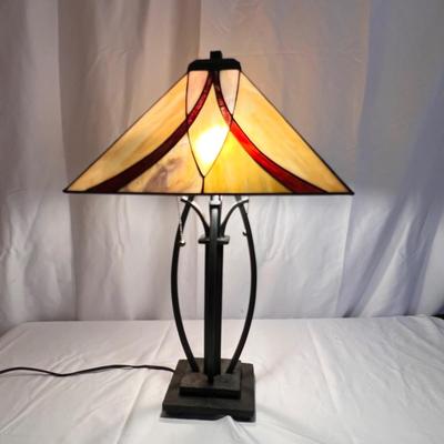 Classic Tiffany Style ‘Asheville’ Table Lamp (LR-RG)