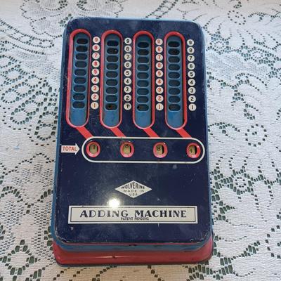 WOLVERINE TIN TOY ADDING MACHINE & A SMALL DECK OF CARDS