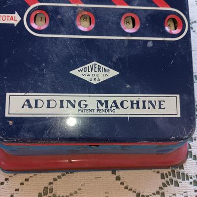 WOLVERINE TIN TOY ADDING MACHINE & A SMALL DECK OF CARDS