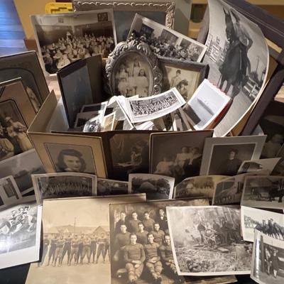 Vintage Black-and-white photo lot