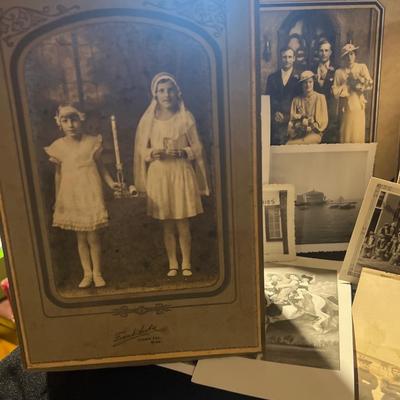 Vintage Black-and-white photo lot