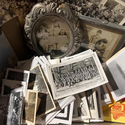Vintage Black-and-white photo lot