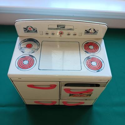 TIN LITHO TOY OVEN / STOVE PLAY SET