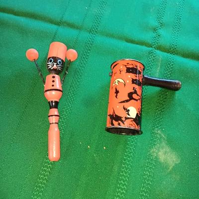 VINTAGE HALLOWEEN NOISE MAKERS