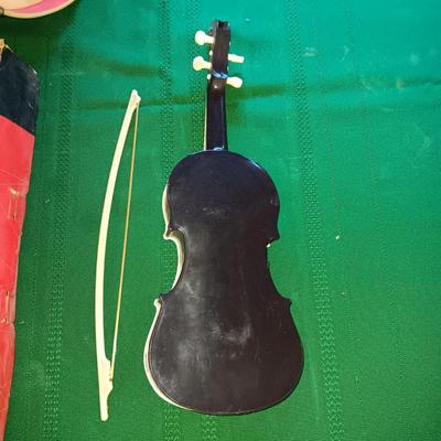 TOY MUSICAL INSTRUMENTS