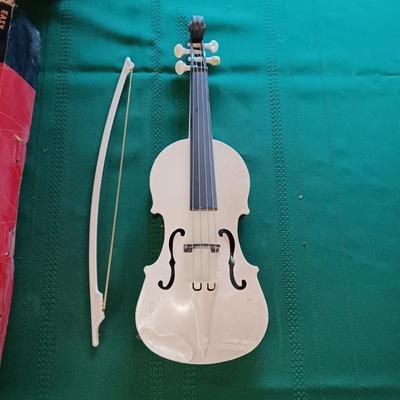 TOY MUSICAL INSTRUMENTS