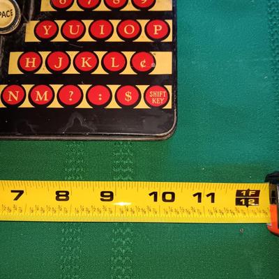 VINTAGE METAL TOY DIAL TYPEWRITER