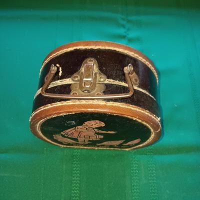 ANTIQUE "HERE CHICK CHICK" CHILD'S CARRY CASE