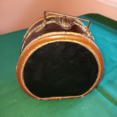 ANTIQUE "HERE CHICK CHICK" CHILD'S CARRY CASE