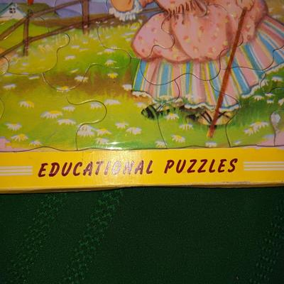 LIKE NEW CHILDREN'S EDUCATIONAL PUZZLES