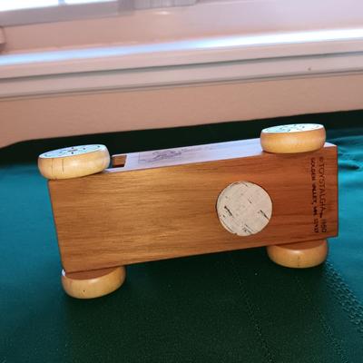 ROCKY MOUNTAIN NEWS WOODEN COIN BANK, PLASTIC BOAT AND NIB CUB SCOUT PINEWOOD DERBY KIT