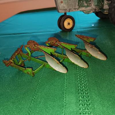 JOHN DEERE TOY TRACTOR AND IMPLEMENT