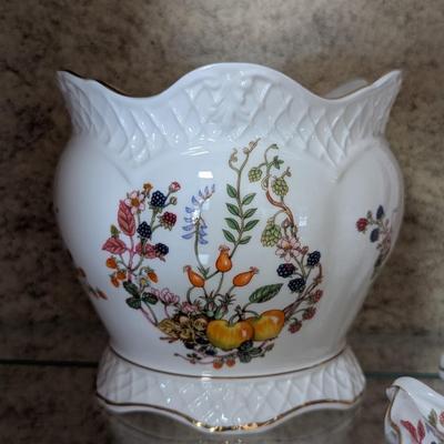 Ansley Somerset Fine Bone China Set (LR)