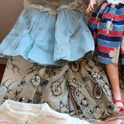 BABY DOLL WITH MANY CLOTHES