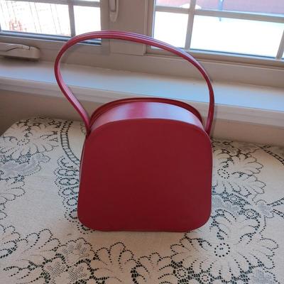 CHILD'S PONYTAIL VINYL CARRY CASE
