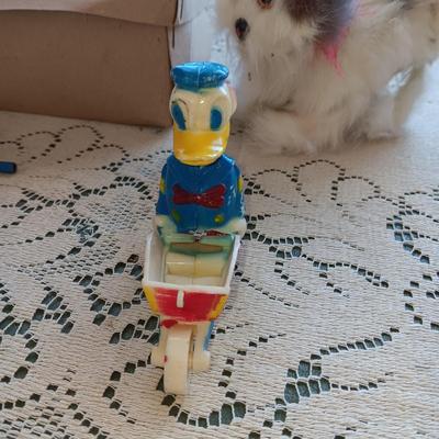 VINTAGE WIND UP JUMPING DOG AND DONALD DUCK TOY