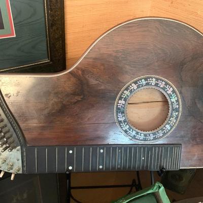 Vintage Strings Instrument