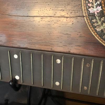 Vintage Strings Instrument