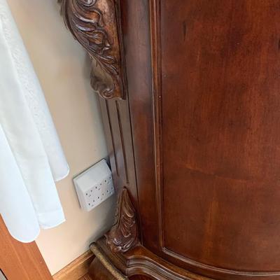 Clean Bar w/ Wonderful Rear Service Storage 59x25x42h