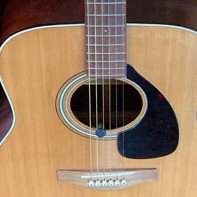 Yamaha Guitar