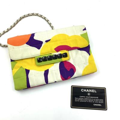 470 CHANEL Stitched Keyboard Multicolor Clutch 2002