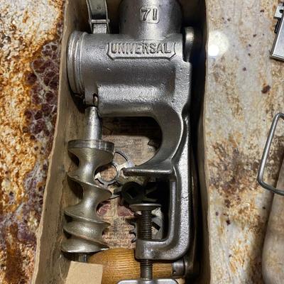 UNIVERSAL FOOD AND MEAT CHOPPER NO 71 AND S.S. ROASTING PAN