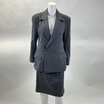 478 RALPH LAUREN COUTURE Cashmere Suit with Extra Skirt
