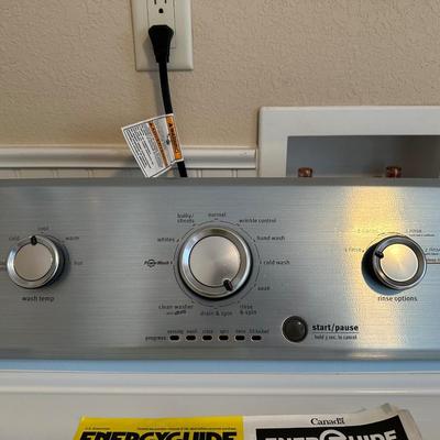 MAYTAG WASHER WITH AGITATOR