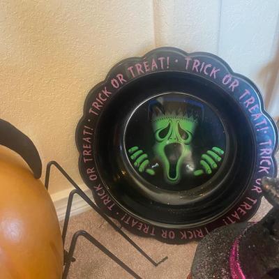 HALLOWEEN DECORATIONS
