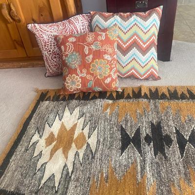 SOUTHWEST STYLE WOVEN RUG AND THROW PILLOWS