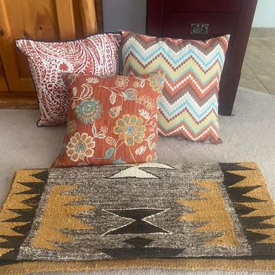 SOUTHWEST STYLE WOVEN RUG AND THROW PILLOWS