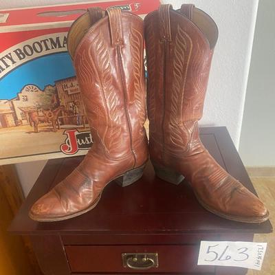 TONY LAMA LEATHER BOOTS SIZE 9B
