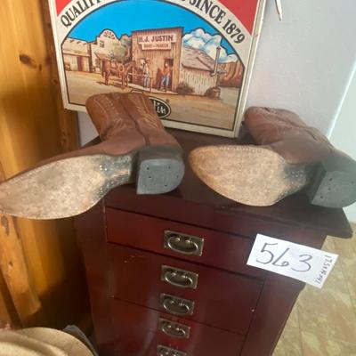 TONY LAMA LEATHER BOOTS SIZE 9B