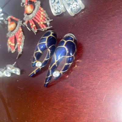 COSTUME JEWELRY